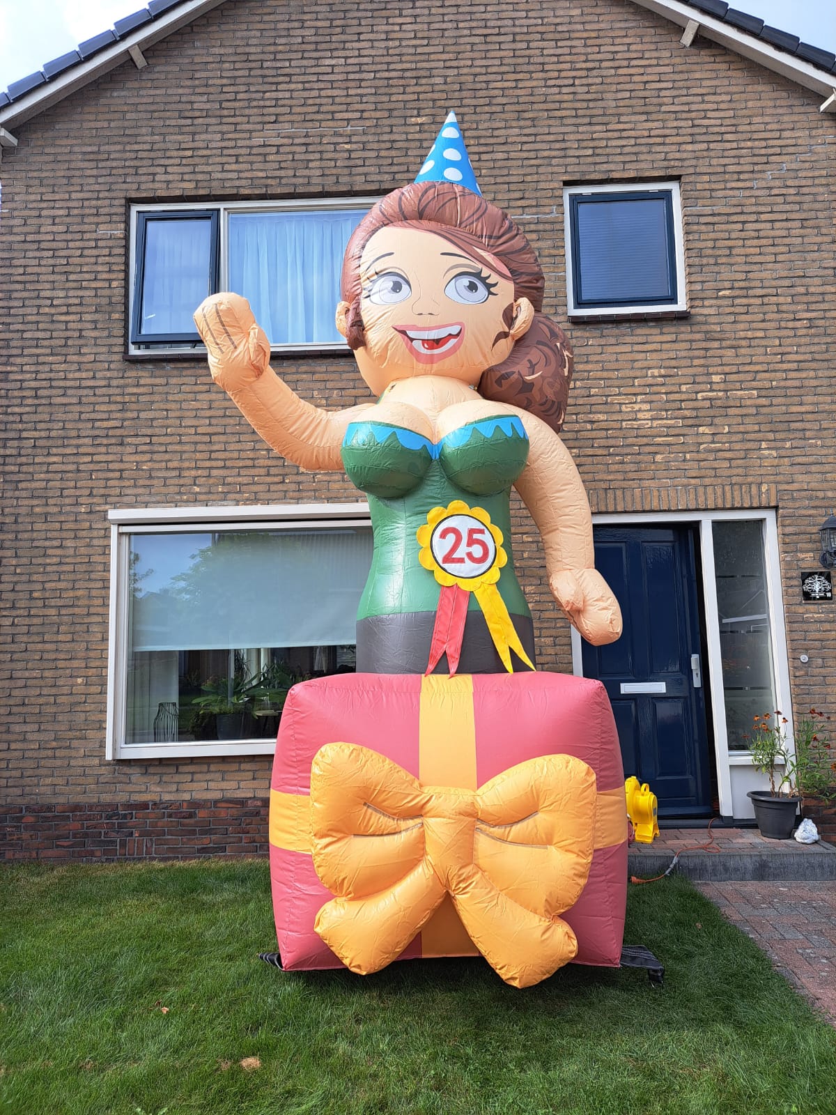 Feestpop Sarah cadeau huren regio Drachten Assen