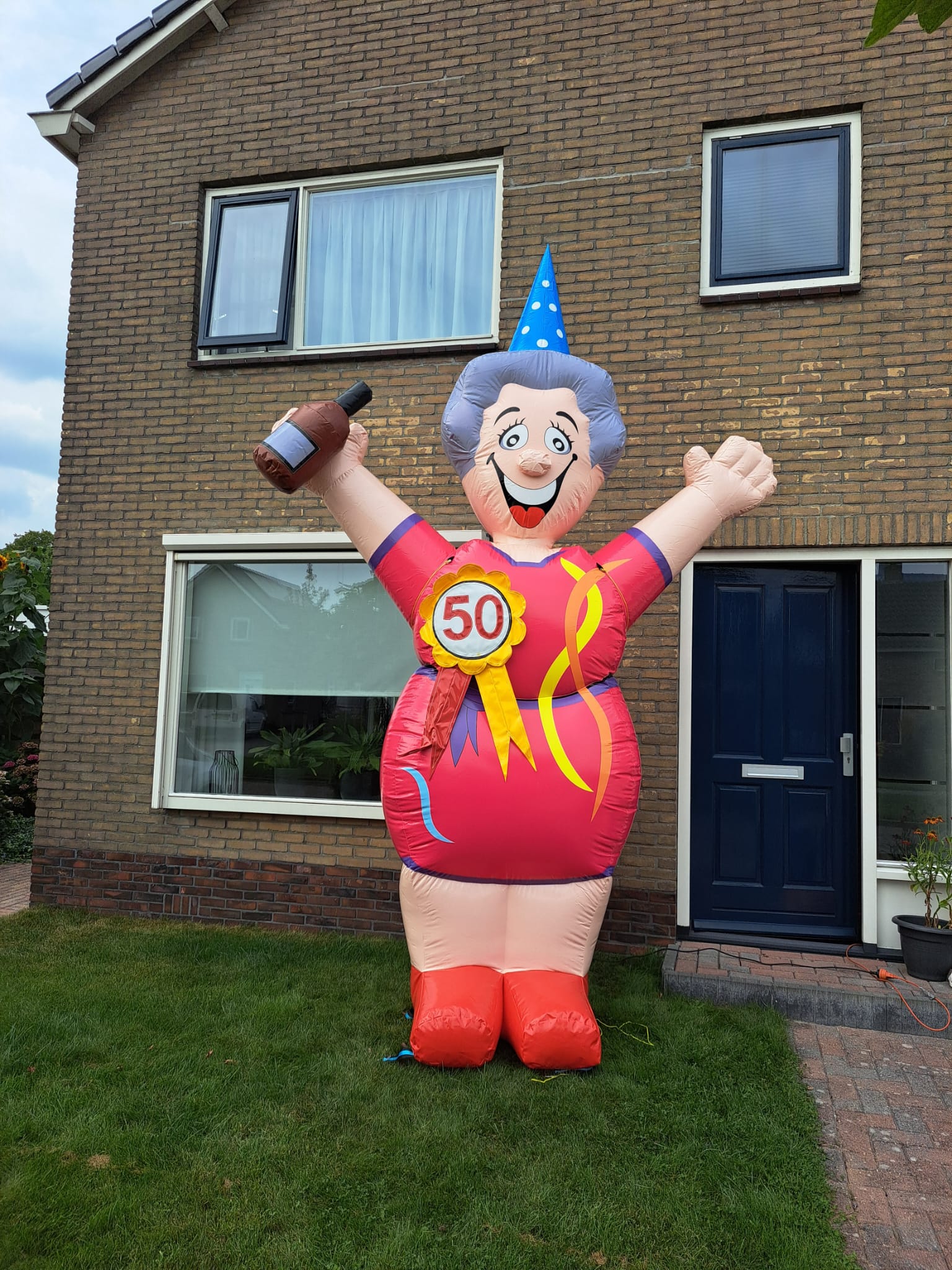 Feestpop Sarah huren in Surhuisterveen en Smilde